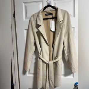 XXL Zara Wide Sleeved Beige Coat |New With Tags!